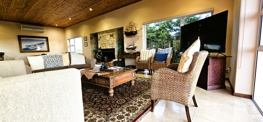 5 Bedroom Property for Sale in Middedorp Western Cape